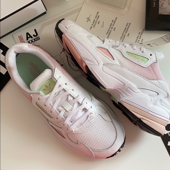 NWT Adidas Falcon - Picture 5 of 9